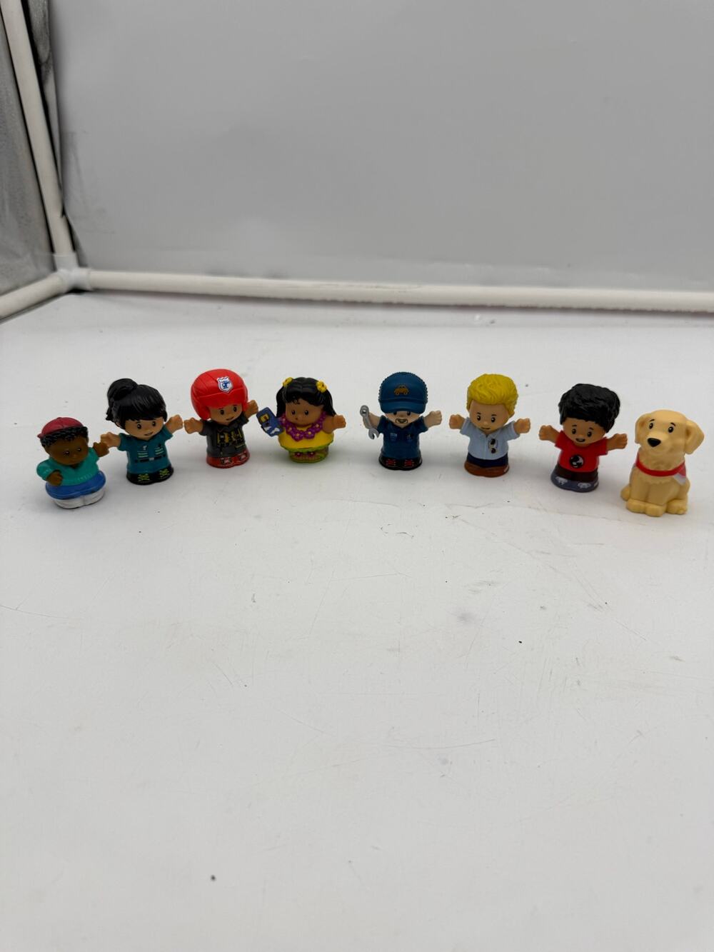 Fisher-Price Little People Figures Lot of 4 People & Dog